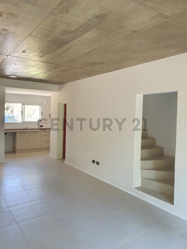 Venta Duplex En Cardales Con Jardin