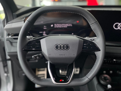 Audi Q6 E-Tron S line quattro