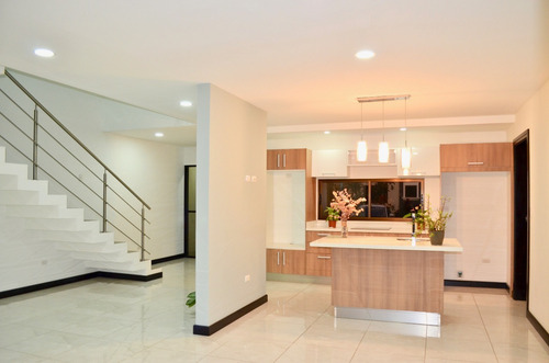 Imagen 3 de 24 de Alquiler De Casa En Santo Domingo De Heredia En Condominio
