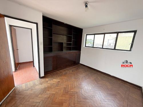 Amplia Casa En Venta En El Centro De San Salvador De Jujuy