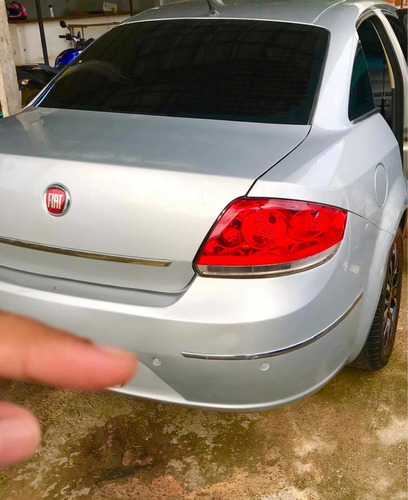 Fiat Linea 2011 1.8 16v Lx Flex 4p