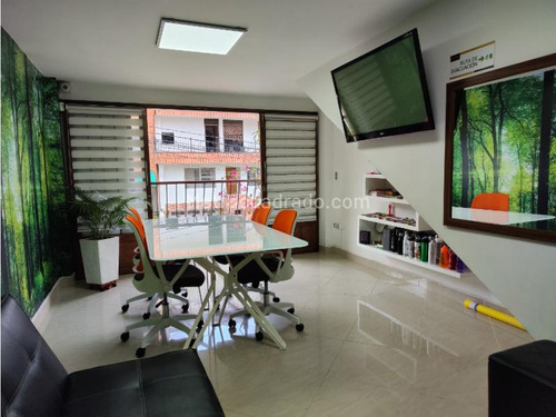 Casa Para La Venta En Santa Monica Medellin