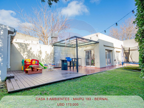 Venta Casa 3 Ambientes Bernal