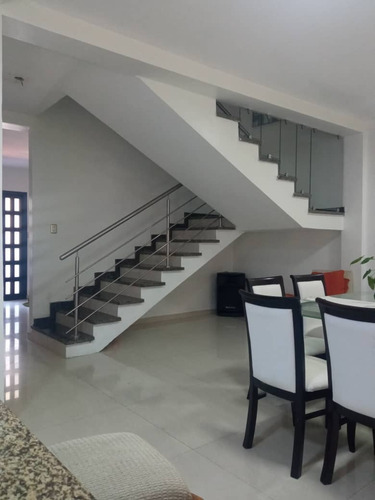 Imagen 5 de 9 de Casa En Venta En Mañongo Cód 138027