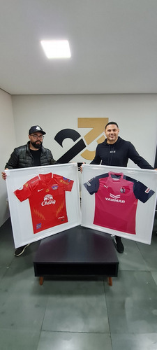 Imagem 2 de 8 de Molduras Para Camisas Esportivas.
