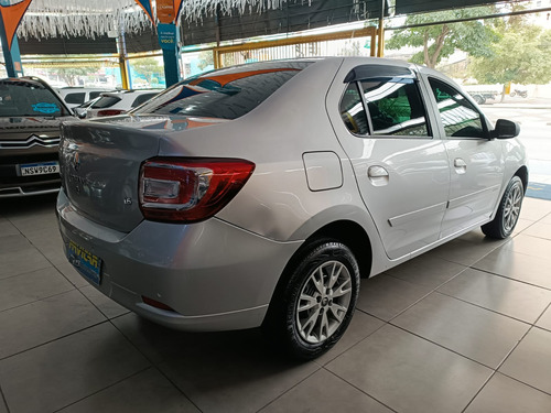 Renault Logan 1.6 Expression Hi-power 4p