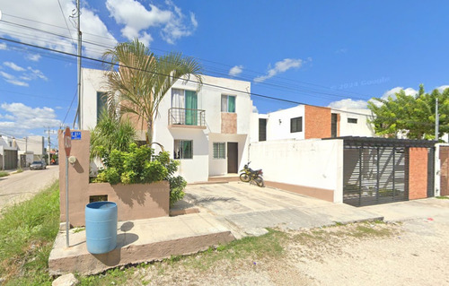 Casa A La Venta En Nuevo Yucatan, Merida, Yucatan, Remate Adjudicado