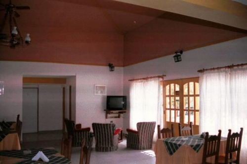 Imagen 5 de 6 de Hotel En Rincon De Los Sauces - Vaca Muerta Neuquen