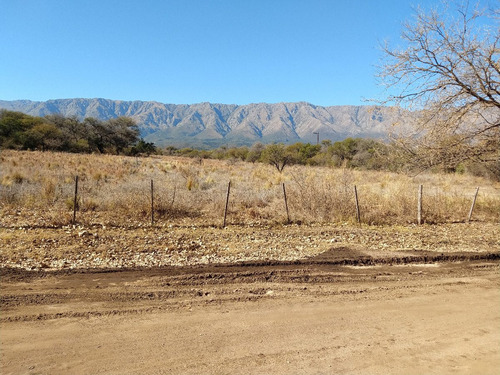 3 Terrenos En Las Calles Con Impactantes Vistas A Las Altas Cumbres