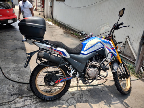 Moto Tipo Doble Propósito, Incluye Alforjas Laterales,