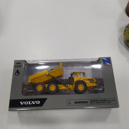 Camión Die Cast Volvo A25g Newray Caja Original Sin Uso