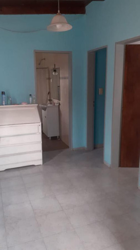 Casa En Venta - 2 Dormitorios 2 Baños - Jardín - 177.72mts2 - Punta Lara, Ensenada