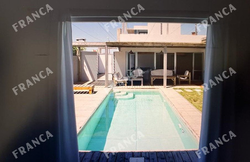 Imagen 4 de 11 de Local Comercial En Manantiales (ref: Fro-270)