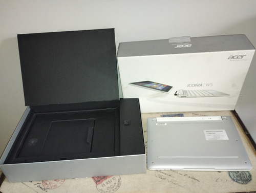 Netbook Tablet Acer Iconia W5 - Caixa Com Manual Tela Escura (Usado)