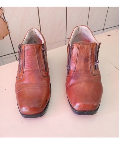 Sapato Faccos/ Num 40 Couro Legítimo/ Lindo/ Peao De Boiad Marrom-claro 40 (Usado)