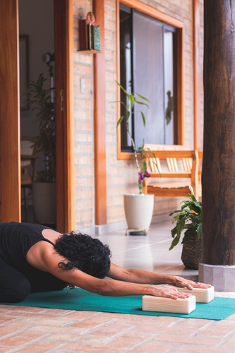 Bloco Yoga Madeira Iyengar Prop Tijolo Bloquinho Maciço Cor Marrom