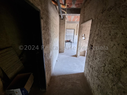 Comercial En Venta En Weekend, Vargas #25-525