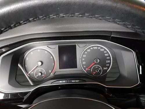 Imagem 10 de 12 de Volkswagen Virtus 2018 1.0 Comfortline 200 Tsi Aut. 4p