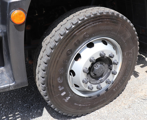 Volkswagen 26.280 - 6x4 Ano 2022 Com Cacamba Facchini 16m3