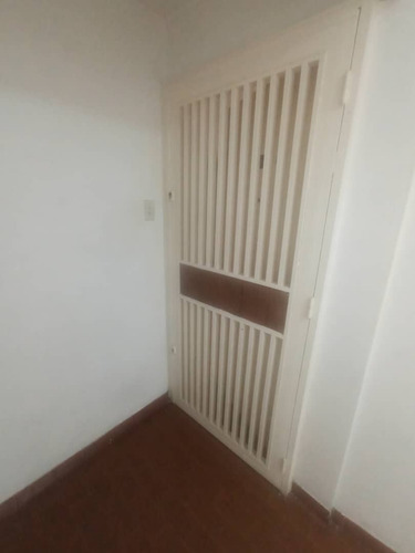 Apartamento En Venta Urb Quenda