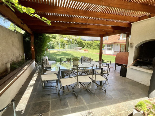 Casa Arriendo/5 D/solo Con Compromiso De Compra/las Condes