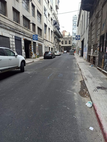 Venta Padrón Único Ciudad Vieja. 511m2