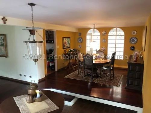 Casa En Venta La Tahona