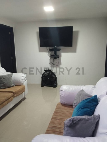 Casa Urbanización Altos De Copacabana. Tercera Etapa. Guarenas