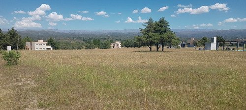 Lote En Country Carlos Paz Golf, Con Vistas A Las Sierras 