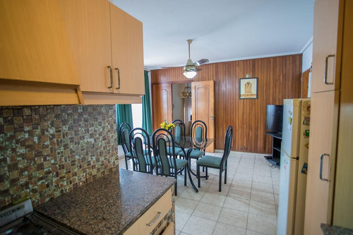 Imagen 10 de 30 de Casa Venta 3 Dormitorios 2 Baños 1 Terraza 2 Cocheras 165mts 2 Totales - La Plata