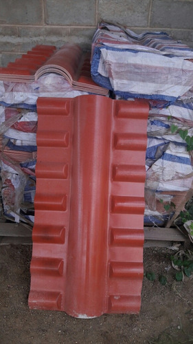 Cumbrera O Caballete De Pvc Medida 1.05 X 55 Cm