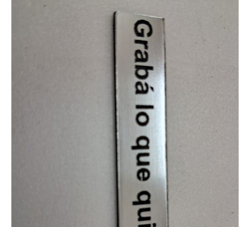 Placa Metalex Grabado Laser Dorado