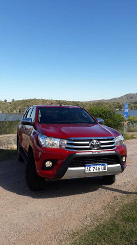 Toyota Hilux 2.8 Cd Srv 177cv 4x2 2018
