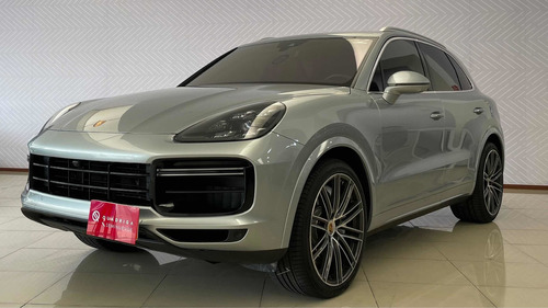 Porsche Cayenne 4.0 v8 turbo at