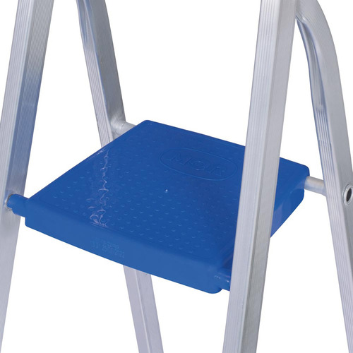 Escada Reforçada 4 Degraus Mor Suporta 120kg Aluminio Cor Prateado