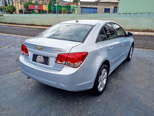 Imagem 9 de 10 de Chevrolet Cruze 1.8 Sedan Lt 16v Flex 4p Automático 2011...