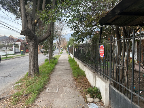 Casa Con Gran Terreno A Minutos De Metro Fernando Velasco