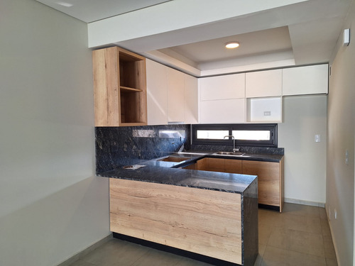 Distrito Sur Duplex En Planta Baja