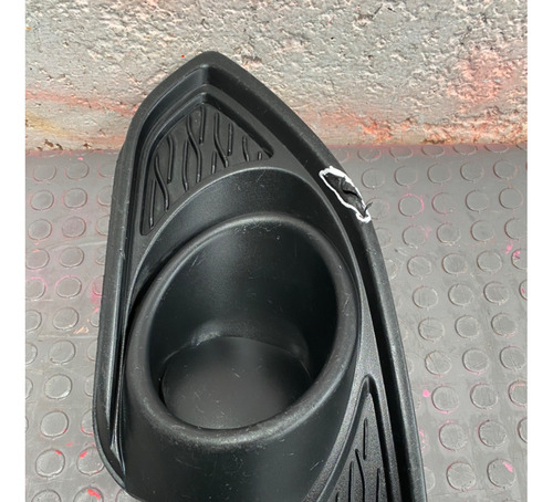 Rejilla Fascia Izq C/d Volkswagen Vento 1.6 Std 2014/2019