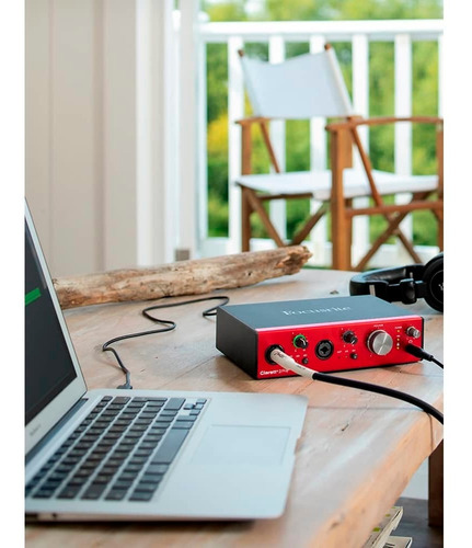 Interfaz de audio Focusrite Clarett 2Pre roja 3ra gen