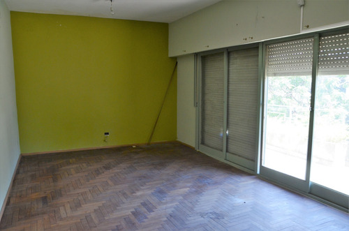 Venta Ph A Reciclar Urquiza R Primer Piso