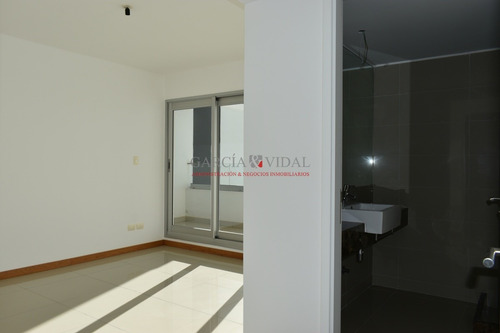 Venta 3 Dormitorios Departamento Tiburón 3 - Playa Brava- Ref: 2857