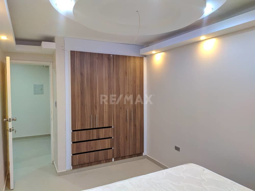 Imagen 12 de 17 de Venta. Casa. San Cristóbal