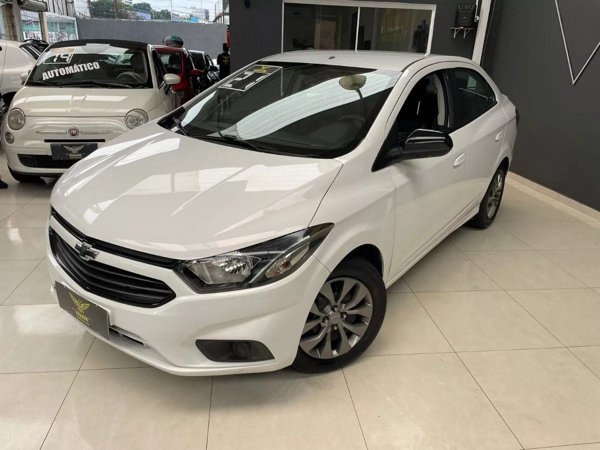 Chevrolet Onix plus Joy Black