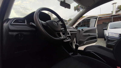Imagem 12 de 15 de Volkswagen Saveiro Rb Mbvs 2021