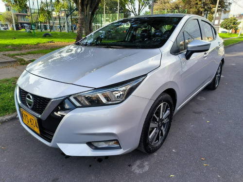 Nissan Versa 1.6 Advance