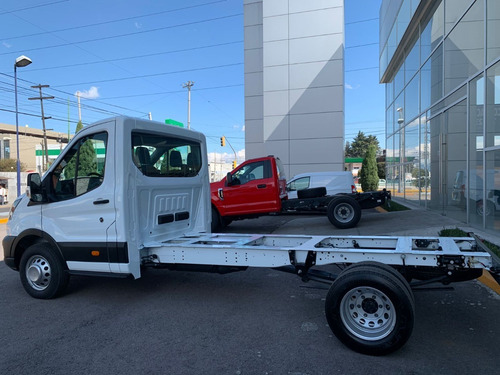 Imagen 10 de 12 de Ford Transit Chasis Cab 470l Rwd 2.2l Puma