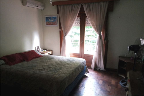 Imagen 10 de 14 de Venta 2 Locales + Depto 3 Amb + Patio En Quilmes