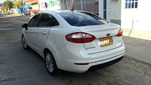 Ford Fiesta 1.6 Sportback Titanium
