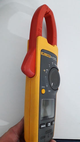 Imagen 6 de 7 de Multímetro Pinza Amperimetrica Fluke 374 Y Detector De Volta